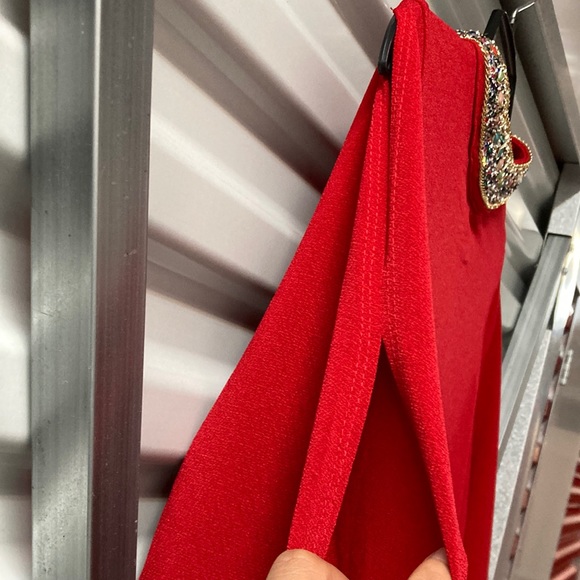 Embellished Collar Red Top - Picture 8 of 10